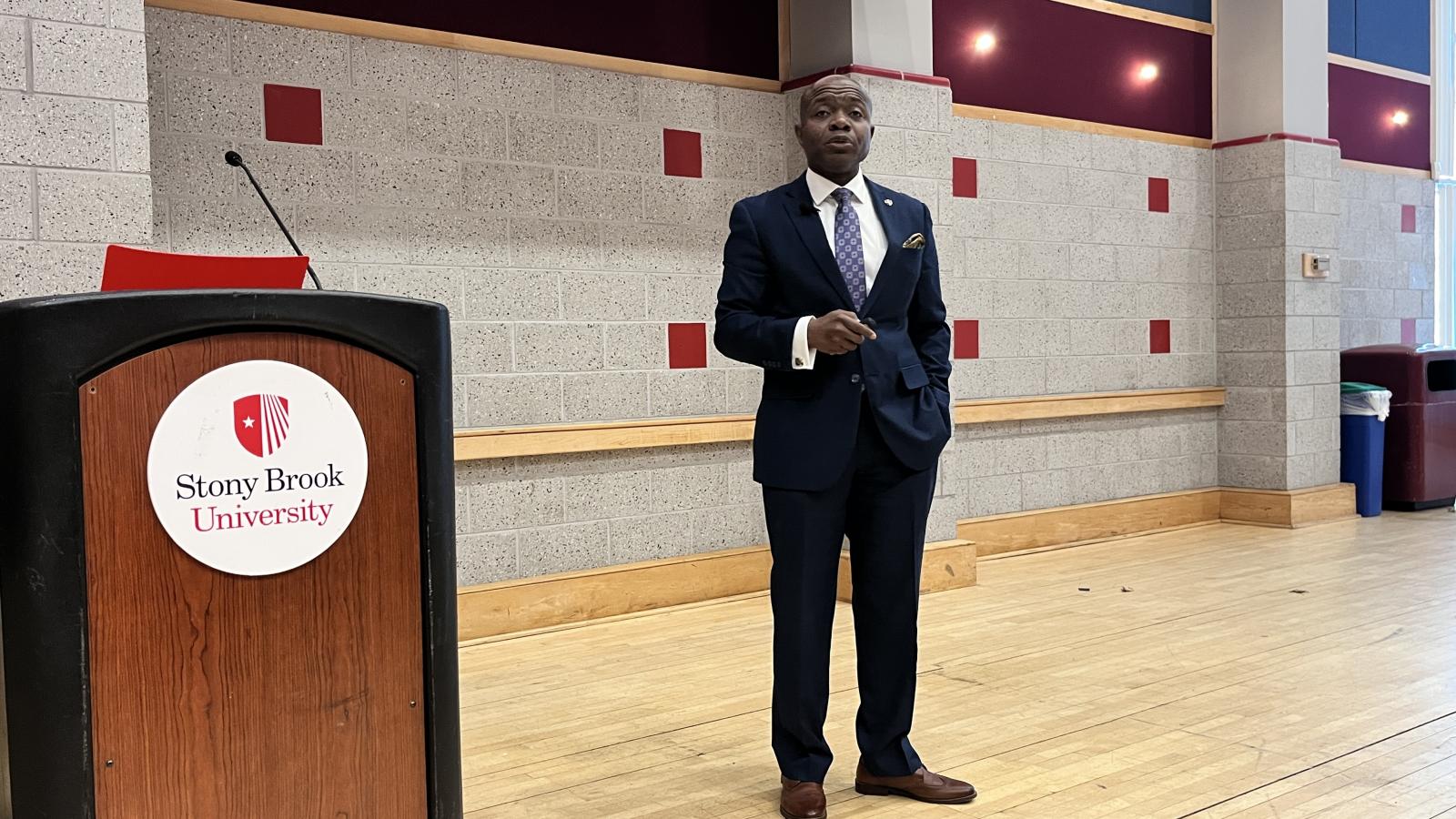Simeon Ananou leads the presentation outlining his vision for the role of CIO.